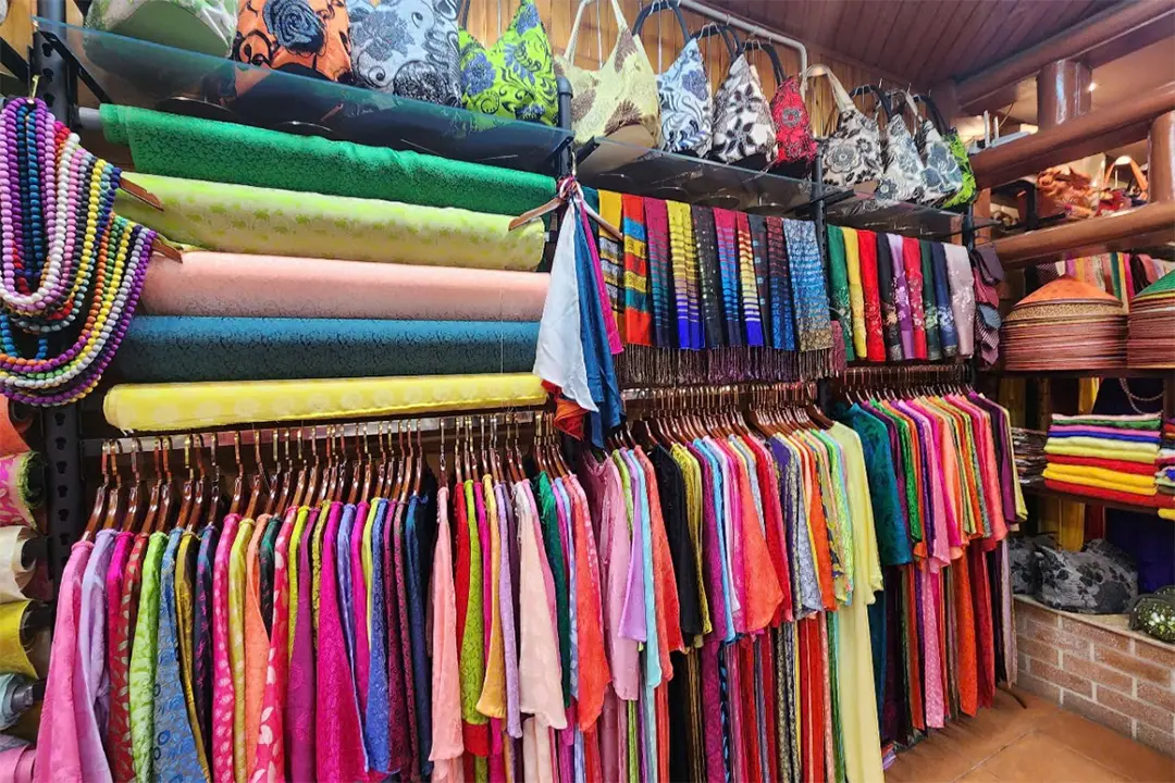 pueblo-de-la-seda-van-phuc