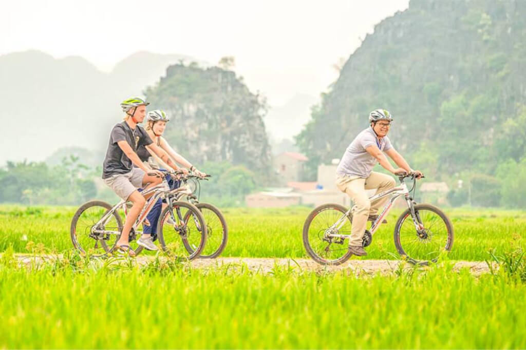 tour-bicicleta-ninh-binh