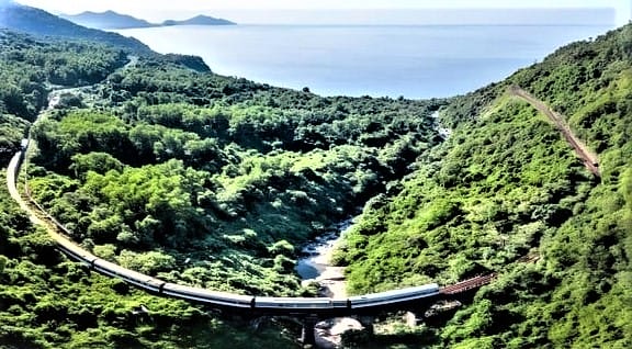 viajar-por-vietnam-en-tren